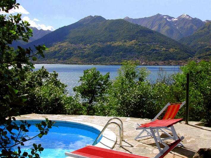 Villa Erica Con Piscina Privata Sul Lago Di Como Colico Zewnętrze zdjęcie