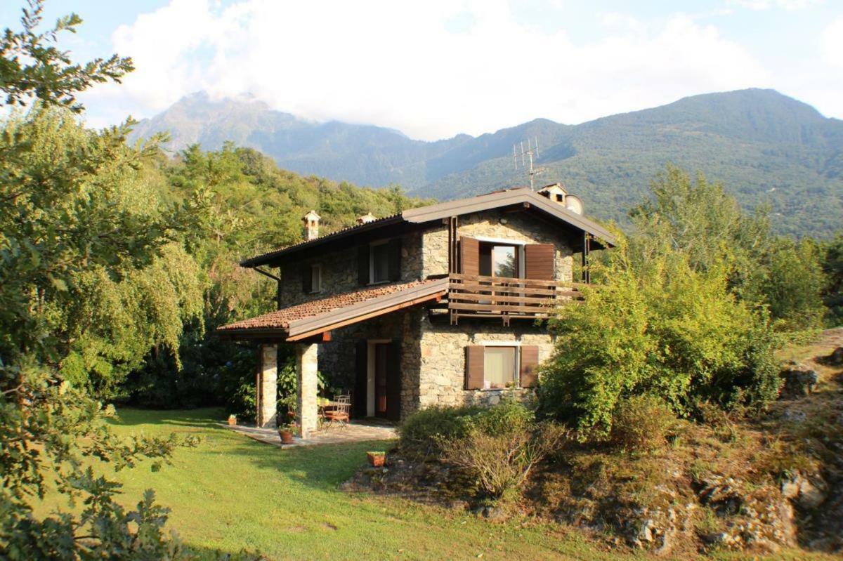 Villa Erica Con Piscina Privata Sul Lago Di Como Colico Zewnętrze zdjęcie